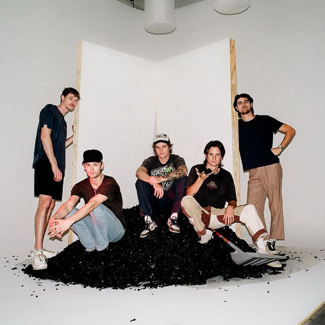 little image tweet media