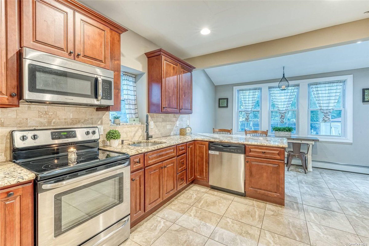 Rebecca Cohen tweet media