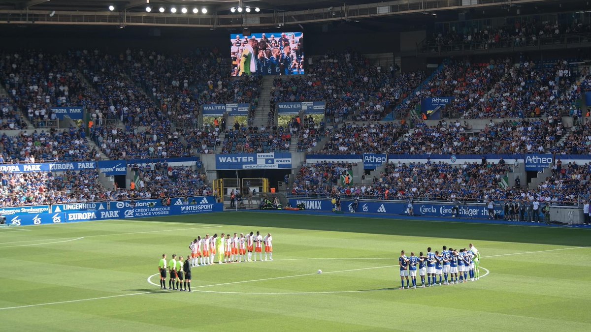 mmoessmer's tweet photo. 📸 @WalterStores s’affiche aux couleurs du @RCSA 🔵⚪️
  
Allez les Bleus, Allez Racing ⚽️

#Sponsor #Partenaires #Football #Supporter #Ligue1 #RCSA #RCSAMHSC

https://t.co/SlLNyDs4Nr ☀️ https://t.co/aJyzXxwWG4