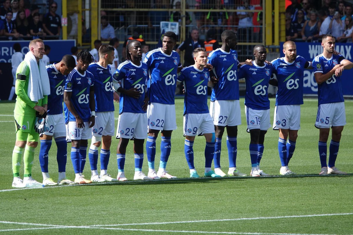mmoessmer's tweet photo. 📸 @WalterStores s’affiche aux couleurs du @RCSA 🔵⚪️
  
Allez les Bleus, Allez Racing ⚽️

#Sponsor #Partenaires #Football #Supporter #Ligue1 #RCSA #RCSAMHSC

https://t.co/SlLNyDs4Nr ☀️ https://t.co/aJyzXxwWG4