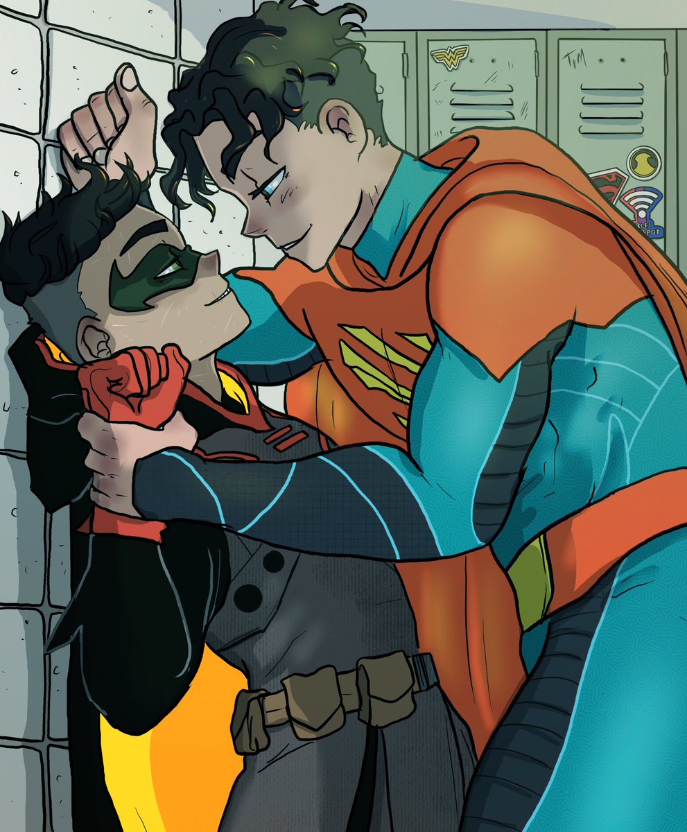 VinterC's tweet image. Finished this old sketch, finally #batman #superman #robin #superboy #supersons #superbat