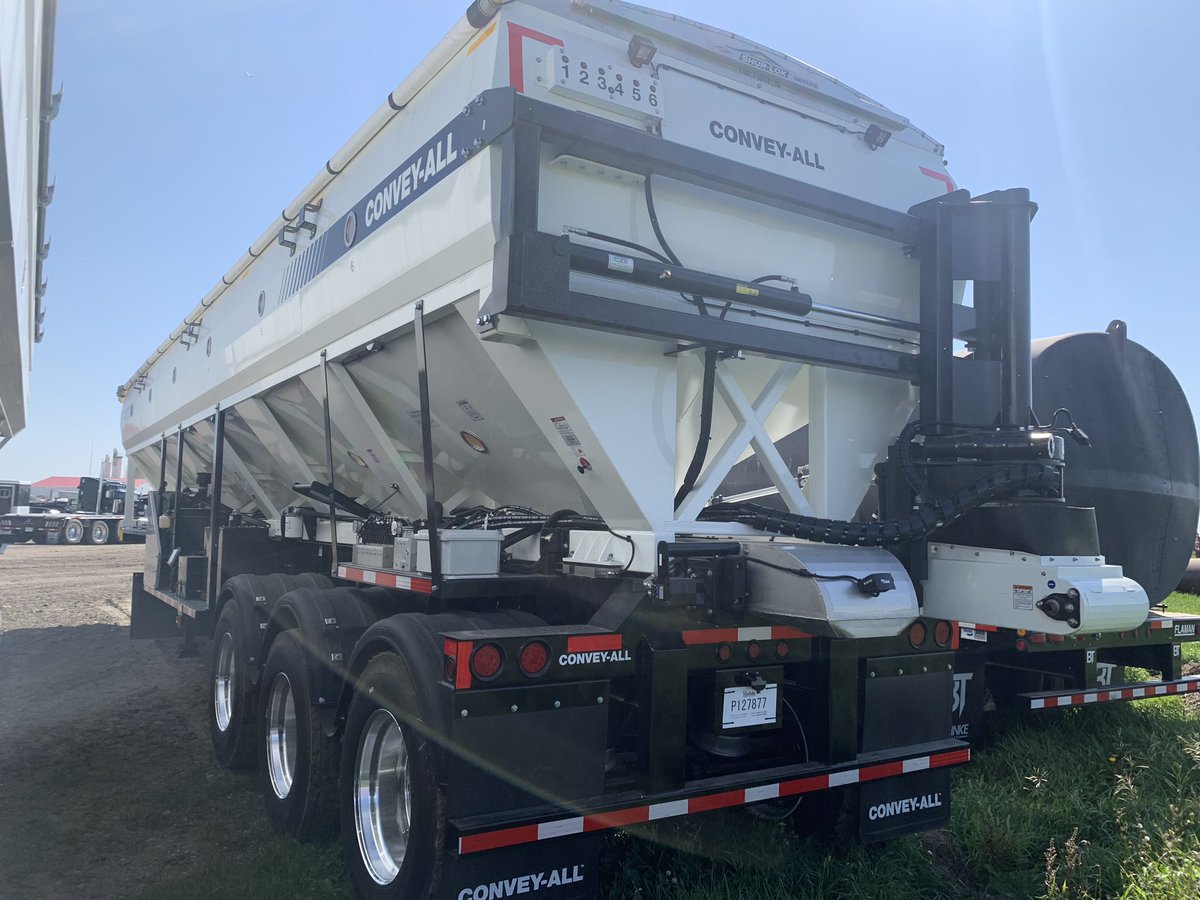 New Farm hand looking for work. Scales optional. FOB Flaman Moosomin #conveyall . #seedtender #farmwork #farmhand