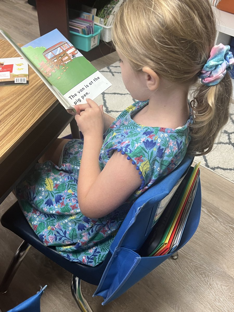 SealePCE's tweet photo. Our testing is done, book boxes are filled, it’s private reading time! #whatadream https://t.co/PkUT0eFigP
