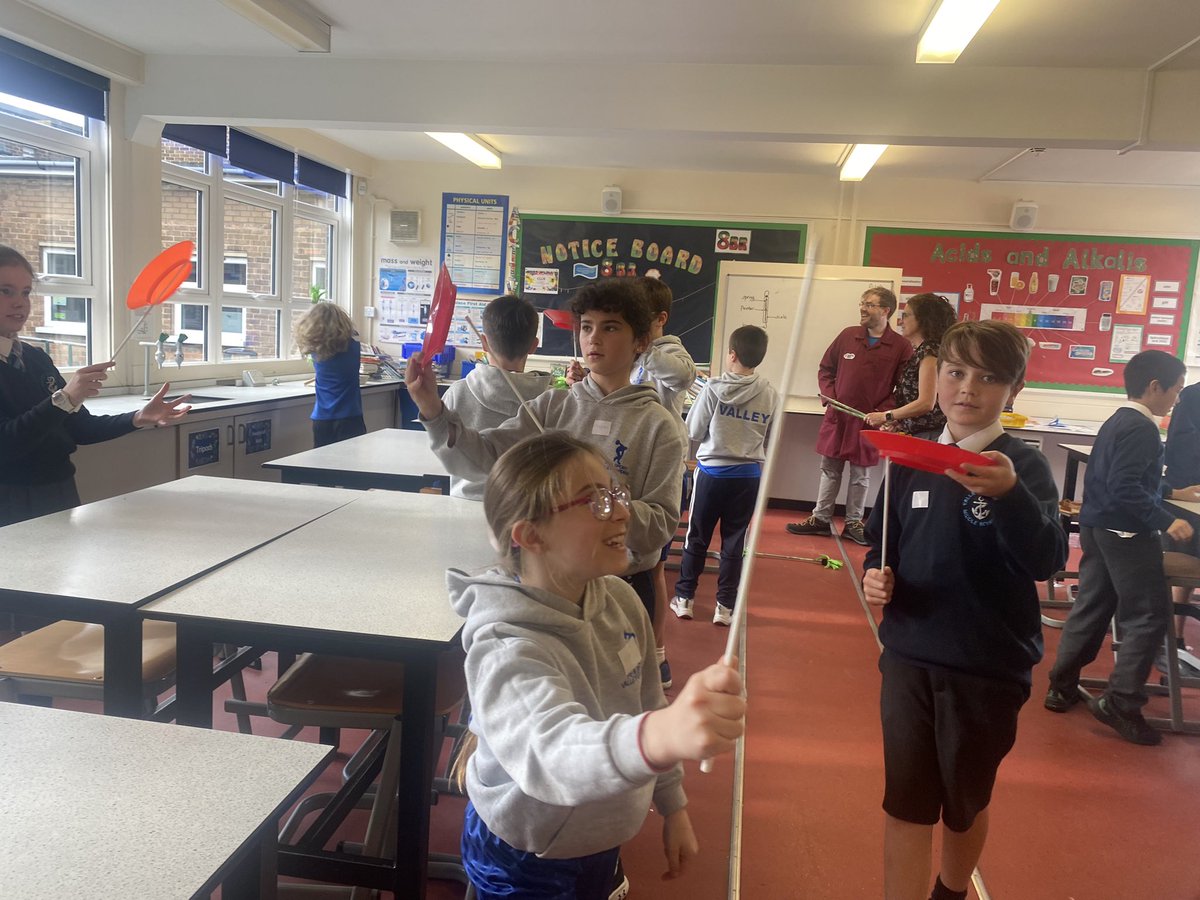 valleygardensnt's tweet photo. Great fun was had in Y6 STEM Club today #vgmsscience #vgmsstem #vgmsy6 #vgmsclubs https://t.co/pJfOzZW0Yz