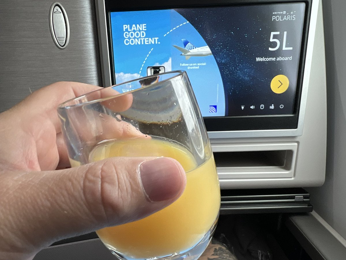 Rich started his 14 hour flight to Japan. Longest we’ve been apart … not a happy spouse here!  Safe travels babe😘😘