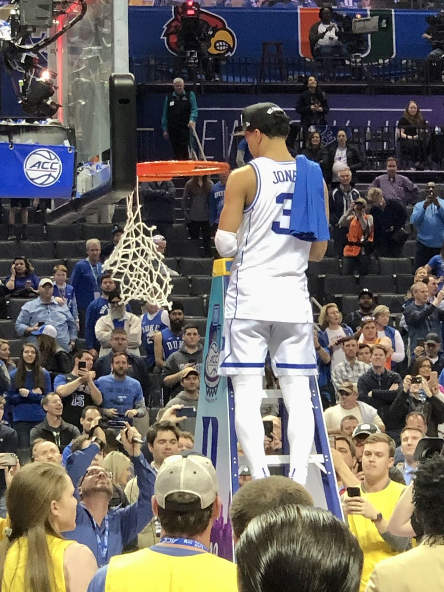 TYAG33's tweet photo. @DukeMBB https://t.co/1nbyk9YtfD