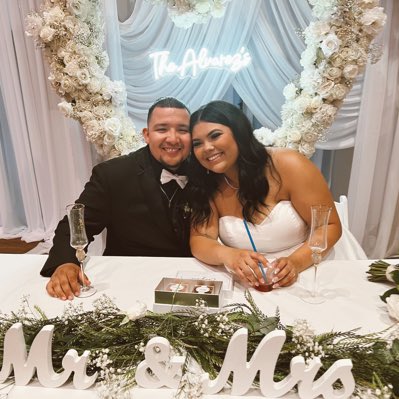 Joseph5Alvarez's tweet photo. #NewProfilePic https://t.co/LfI3MtjiJv