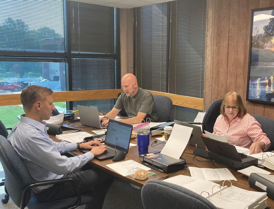 KCKCC Foundation’s annual financial audit is underway! We are grateful to the hard-working team from Novak Birks, P.C.

#Accountability #Stewardship #KCKCCProud
