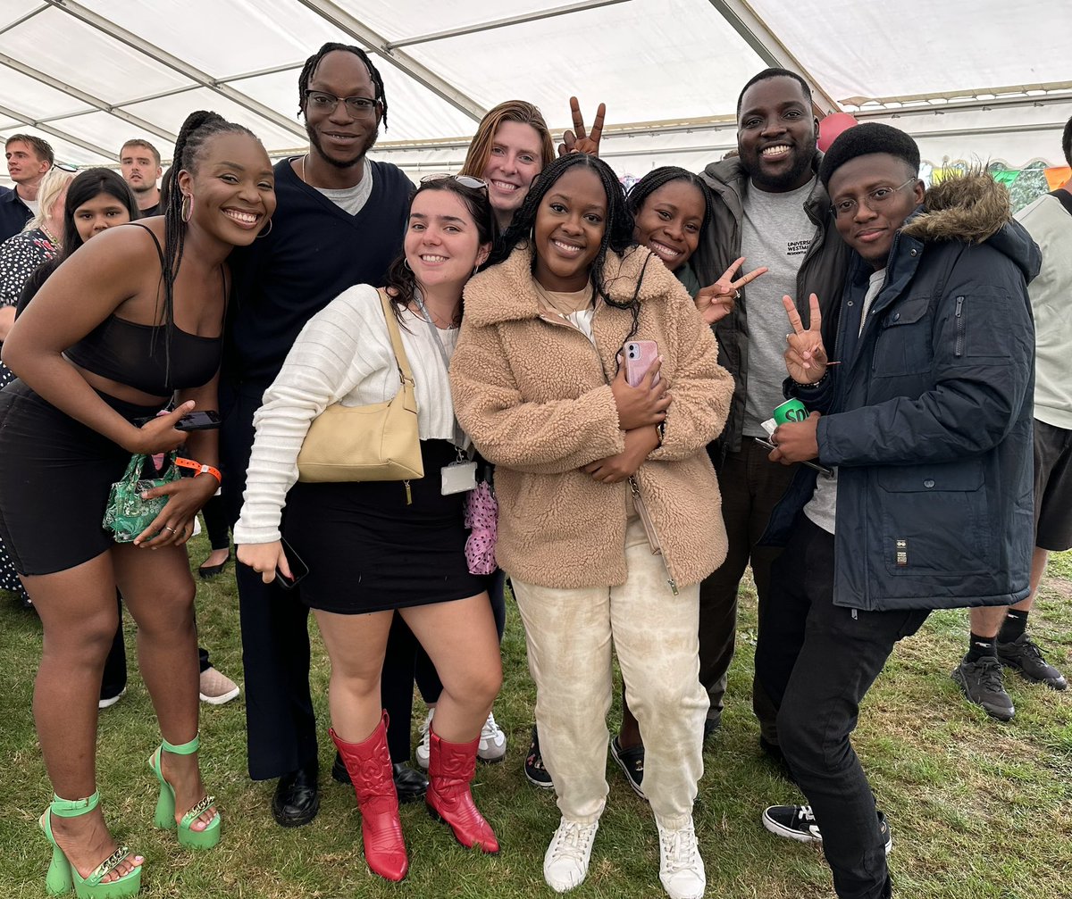 SallyOlohan's tweet photo. @dibyeshanand … and amazing contributions from @UniWestminster students. A great welcome to 23/24 Residential Life from our talented team of student Residential Assistants! https://t.co/9W3dB49qeU