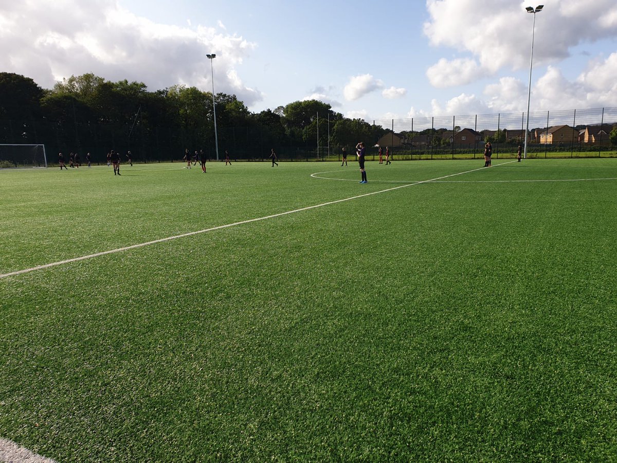 CwmbranHigh_PE's tweet photo. A great win for our Yr7 &amp; 8 football girls tonight against Gwent Is Coed in the Welsh Cup. Fantastic performance to win 8-1. Well done to Gwenan for PoM 👏👏 #NotInMissOut @CwmbranHead @CwmbranHighYr7 @CwmbranHigh @Sport_CHS https://t.co/qKT25NKzzr