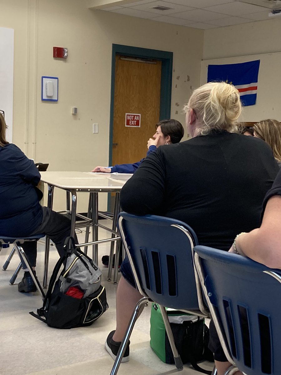 Captive, engaged audience listening to Narcan Training from Jen Knight Levine. Thank you Jen!! Thank you attendees!