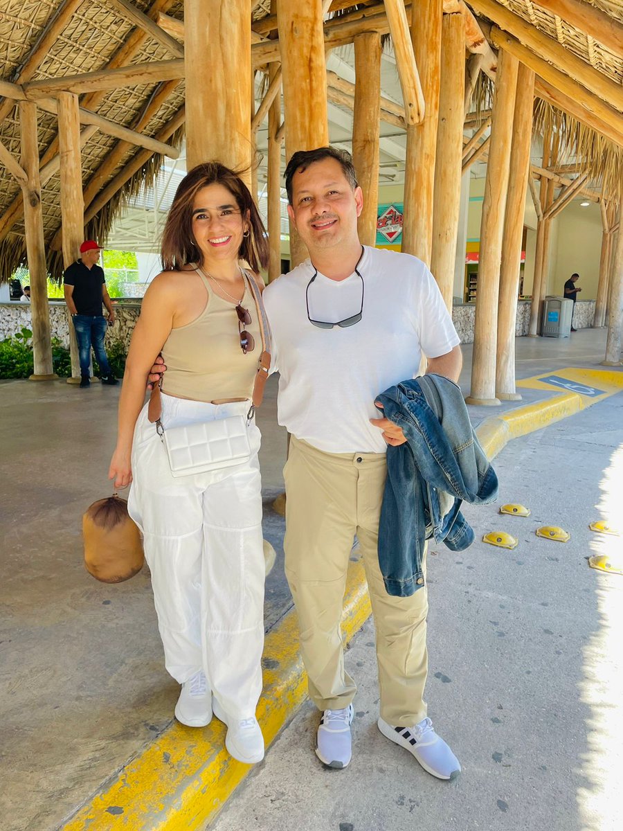 Lunes, inicio de vacaciones 🏝️ Bienvenidos a #PuntaCana