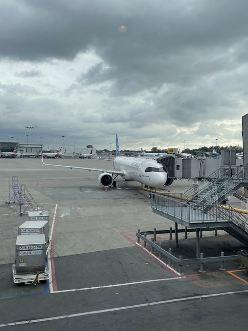 mmmh yes, gloomy sky https://t.co/S7GdnSeKbh