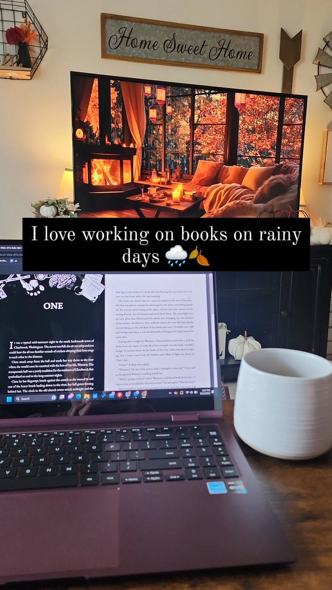 Cozy writing days are the best days 🌧🍂☕️