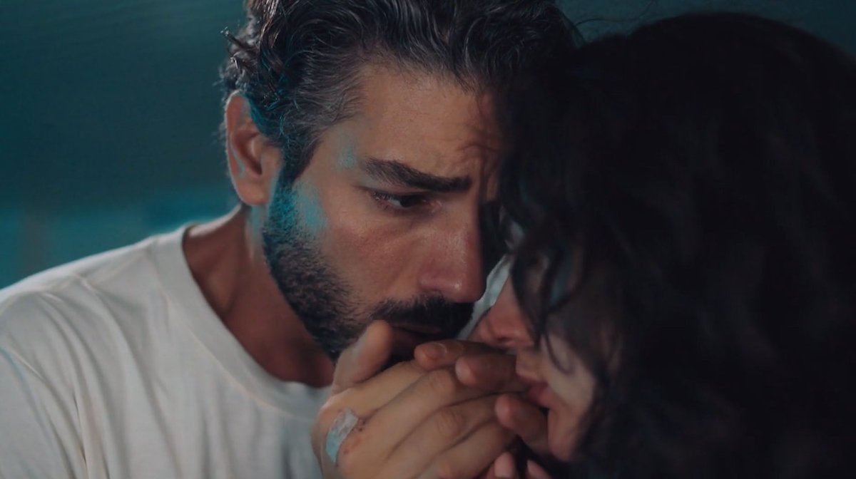 Bew0G's tweet photo. When you realize while editing that this entire 5mn of training scene, those 5-10mn of freeze-time or #EcNur angst, basically every scene they're in together work with every single song on Earth. #RuhunDuymaz #SaveRuhunDuymaz lütfen😭🙏 I can't have them taken away from me. https://t.co/rxbyb6K1U1