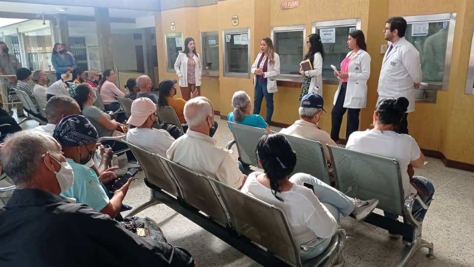 Durante esta semana, el Servicio de Ginecología realiza una serie de charlas educativas para  hablar sobre las diferentes patologías ginecológicas y cuáles son las recomendaciones en caso de sospecha. <a href="/NicolasMaduro/">Nicolás Maduro</a> 
<a href="/MagaGutierrezV/">Magaly Gutiérrez Viña</a> <a href="/Somosivss/">Instituto Venezolano de los Seguros Sociales</a>