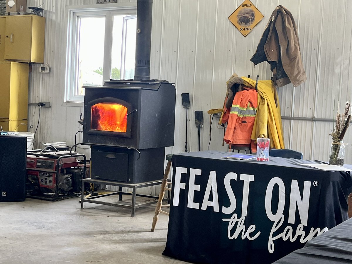 StephanieVanth1's tweet photo. Informative @OntarioCulinary #feaston Industry Day at Bison du Nord - lots of connections between farmers, restaurants, industry associations and policy makers. Thanks to the Belangers and Whiskeyjack for the delicious local food! #farmnorth https://t.co/5FLrHOlqzE