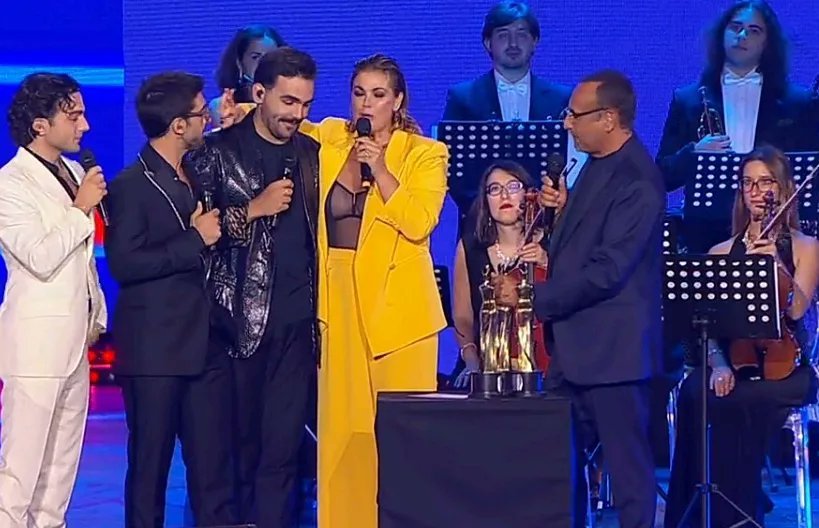 ilvoloversinte's tweet photo. @ilvolo 
#TIMMusicAwards23 #arenadiverona

📸 #screenvideo Edit Il Volovers International 

#pierobarone #ignazioboschetto #gianlucaginoble #ilvolo #ilvoloversinternational #ilvolovers #ilvolomusic https://t.co/5yLJUnqrR9