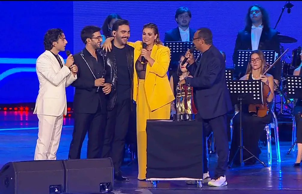 ilvoloversinte's tweet photo. @ilvolo 
#TIMMusicAwards23 #arenadiverona

📸 #screenvideo Edit Il Volovers International 

#pierobarone #ignazioboschetto #gianlucaginoble #ilvolo #ilvoloversinternational #ilvolovers #ilvolomusic https://t.co/5yLJUnqrR9