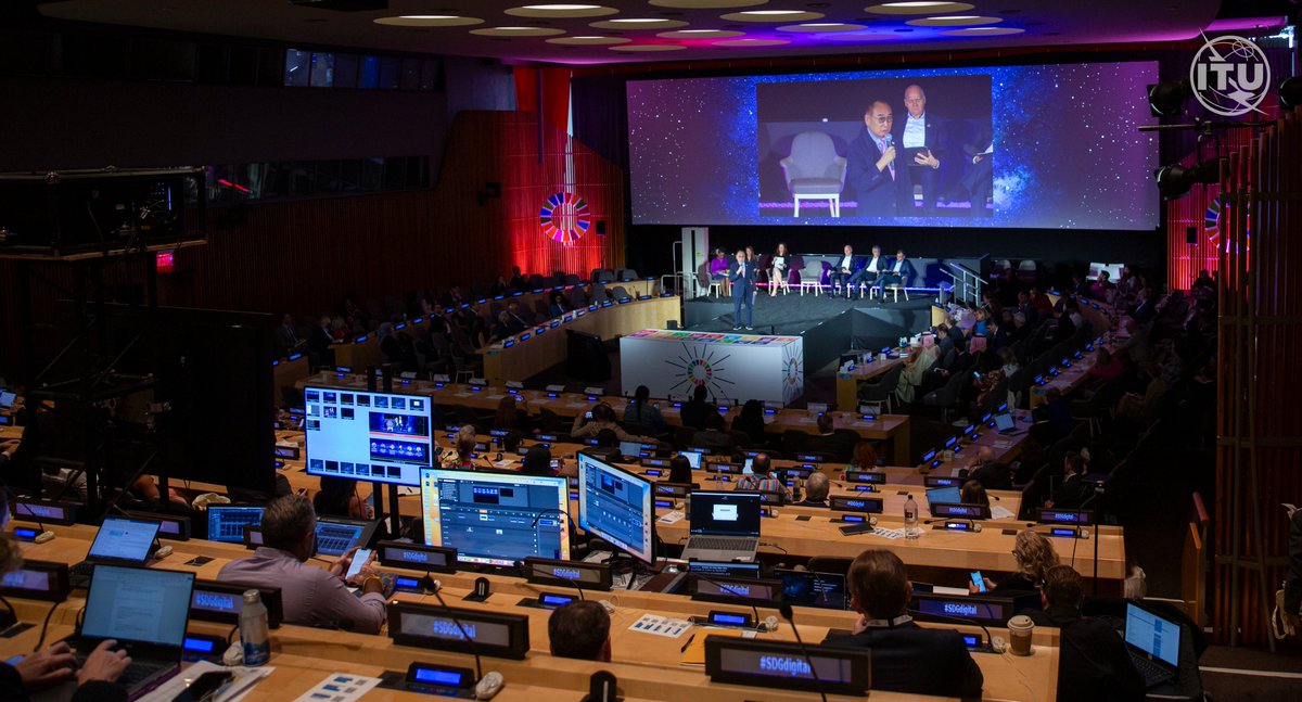 ITU's tweet photo. #SDGdigital receives new commitments to accelerate progress on the #GlobalGoals  
https://t.co/2veUEizHOL 
Diverse partnerships and financing are proven to scale up digital solutions and drive innovation https://t.co/1qzEsDSEYh