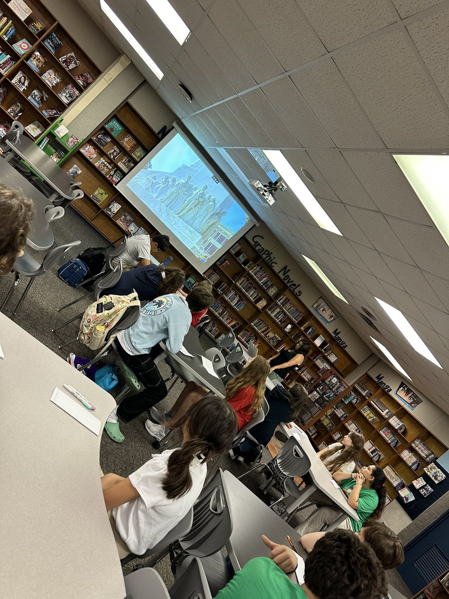 ms_kleyva's tweet image. Kicking off Hispanic Heritage month in the library with the best @WhiteMSLibrary ❤️ Students will use these resources for their next project. @dataedwhite #theDATAway #AmazingDATA @edwhiteneisd @neisd