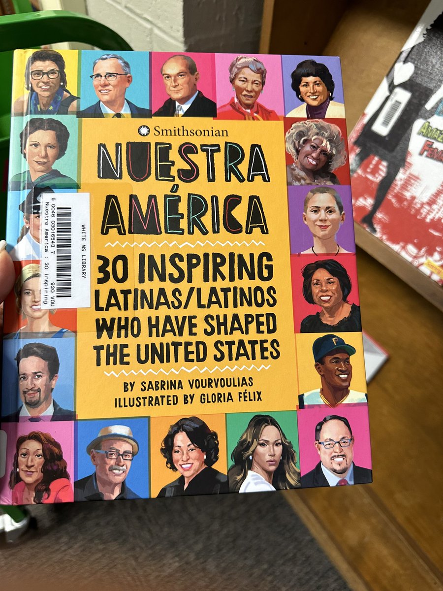 ms_kleyva's tweet image. Kicking off Hispanic Heritage month in the library with the best @WhiteMSLibrary ❤️ Students will use these resources for their next project. @dataedwhite #theDATAway #AmazingDATA @edwhiteneisd @neisd