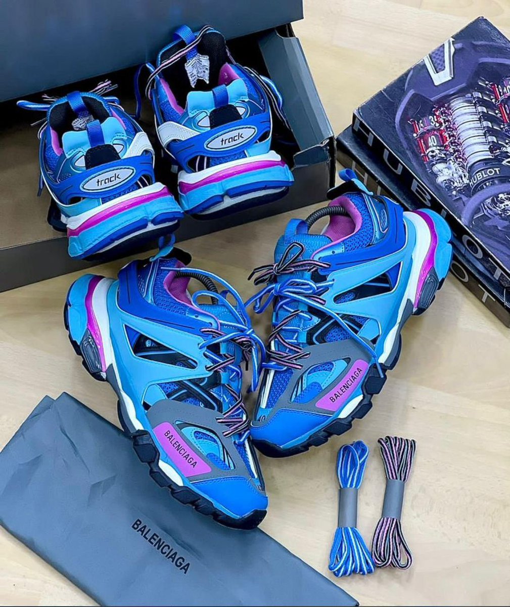 lizzyqueen_2709's tweet photo. Hi there ❤️🙏
Posting my business profile again
I sell quality footwears, clothings and slides. Please do well and patronize my brand. God bless you as you RT to my potential customers on your TL https://t.co/TET4sxCWwt https://t.co/1RRoSQtK9Y