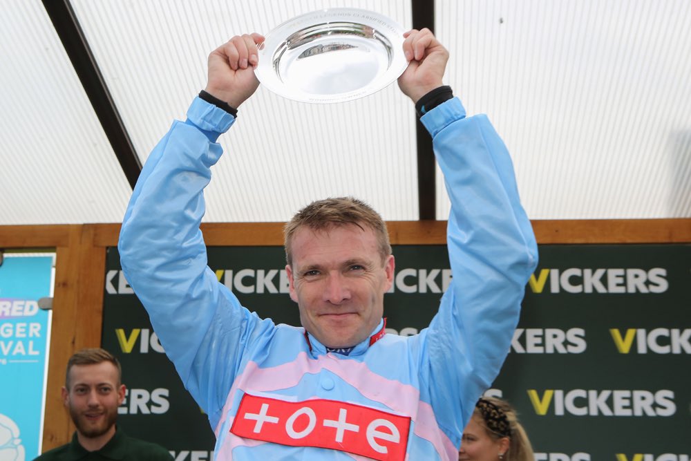 Rebecca Davies (@rebdav12) on Twitter photo Great to support the Leger Legends Lunch <a href="/DoncasterRaces/">Doncaster Racecourse</a> yesterday; helps ensure your table has a good day when you also host the winning jockey 🤪
Congrats to <a href="/tommyscu/">Tom Scudamore</a> & all those that rode in the race helping raise significant funds for charity 👏 Great to support the Leger Legends Lunch <a href="/DoncasterRaces/">Doncaster Racecourse</a> yesterday; helps ensure your table has a good day when you also host the winning jockey 🤪
Congrats to <a href="/tommyscu/">Tom Scudamore</a> & all those that rode in the race helping raise significant funds for charity 👏