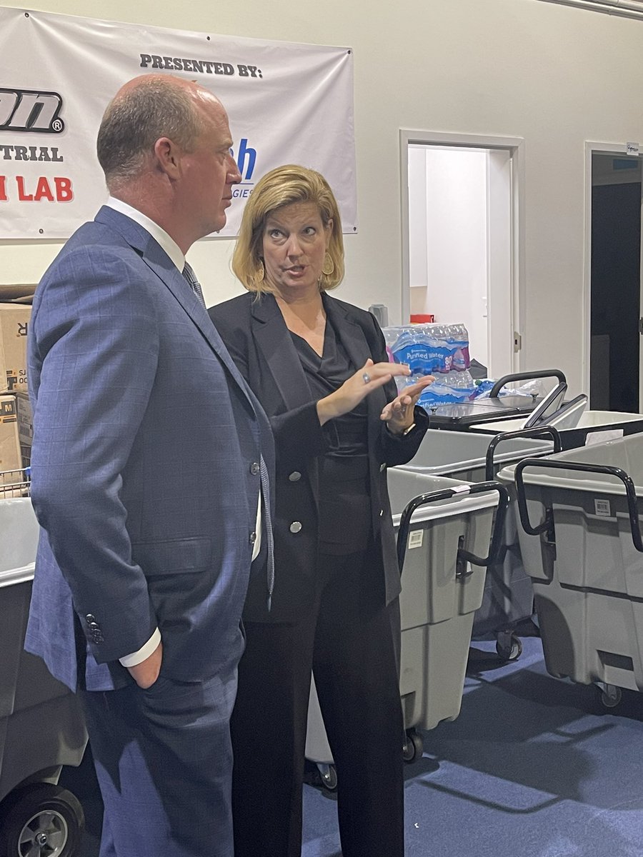 Kids to Love does an outstanding job serving children in foster care throughout the Tennessee Valley by providing everything from clothing to school supplies and opening doors to scholarships and workforce training. Thank you for caring for Alabama’s children.