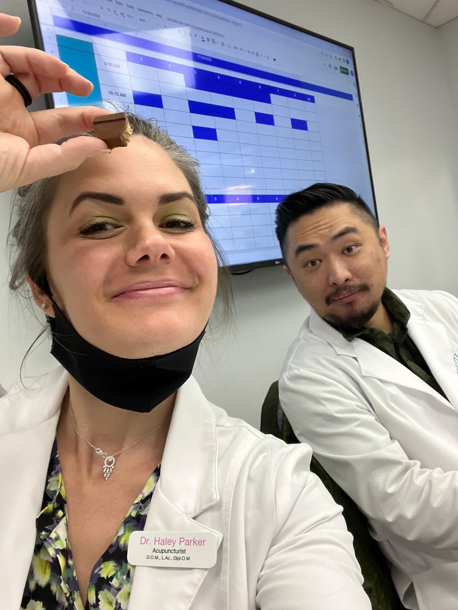 Our Student Clinic is back open this week for Intensive sessions! Come grab a treatment from your favorite interns and silly supervisors.

#vuim #vuimclinic #acupuncture #acupunctureclinic #tysonscorner #studentclinic