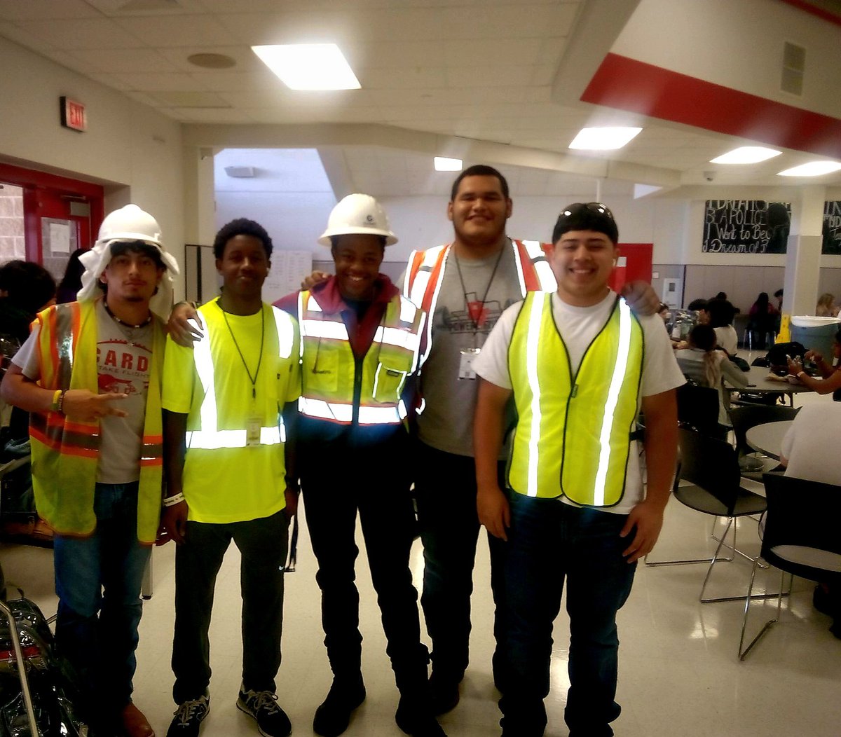 CoachPatmon's tweet image. Happy Homecoming Week 2023🏈🔴⚫️ #Build

Day 1