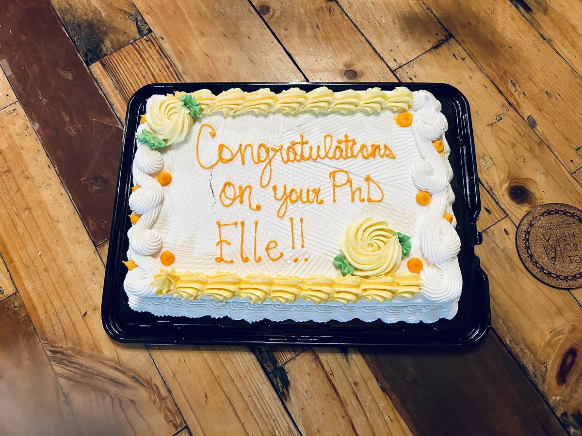 idance340's tweet photo. Still getting used to this accomplishment, Dr. Nielsen 🙏🏾💛😫 https://t.co/k0beo0BpsI