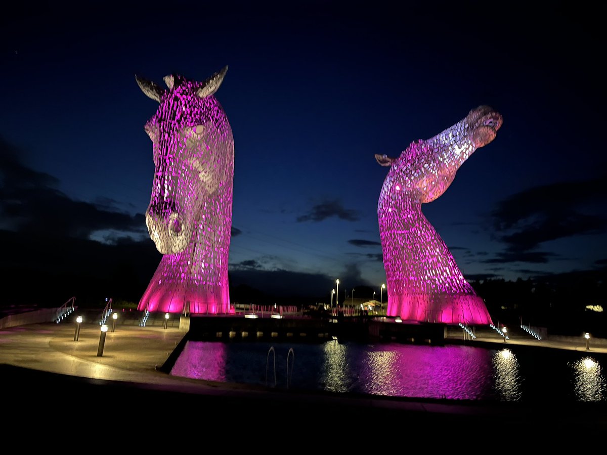 It’s Organ and Tissue Donation Week 2023.
Great walk this evening to see The Kelpies lit up pink to raise awareness and get people talking about Organ and Tissue Donation #OrganDonation  #OrganDonationWeek #RaceforRecipients @Scotland_OTDT