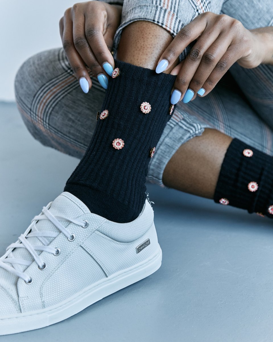 GLINTXBRAND's tweet image. Life's too short for boring socks. 🎉
Available now on glintxbrand.com
#glintxstatement
#statementsocks
#glintxbrand