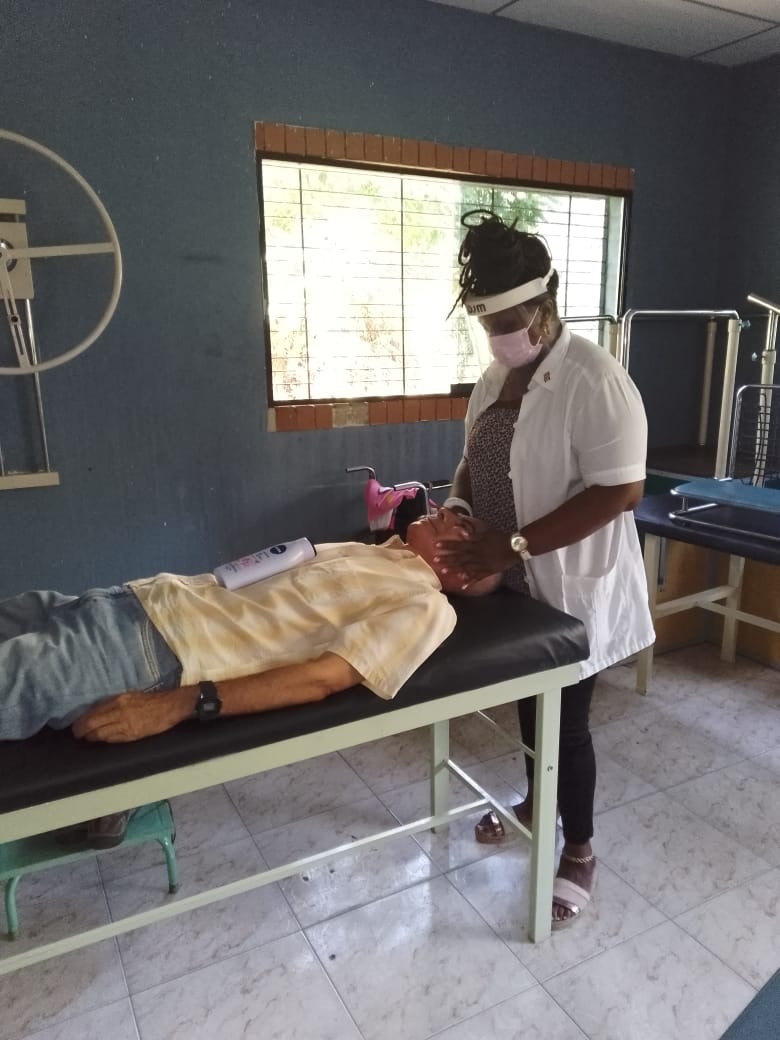 UNoticias's tweet image. En Trujillo tienen 14 SRI en funcionamiento
Cuentan con termoterapia, podología, gimnasia y terapia de lenguaje
#terapias
#podologia
#lenguaje
#GuiadeSalud
Información más ampliada en nuestra página web 🔗 link 👇👇👇
ultimasnoticias.com.ve/noticias/salud…