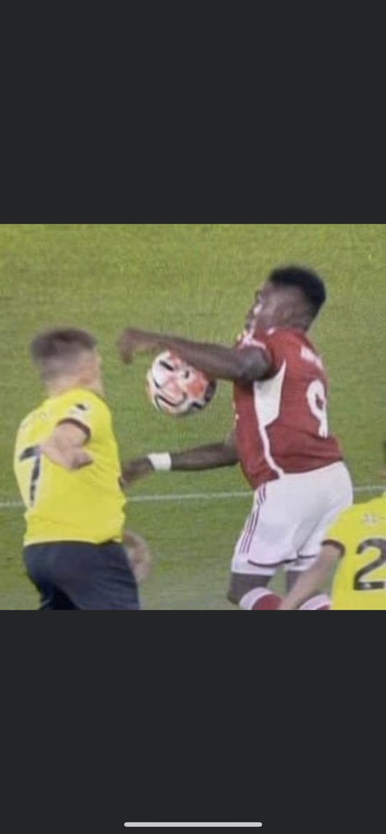 JoshHinton95's tweet photo. @Carra23 MNF not going to talk about this, no ? https://t.co/iK43F32us9