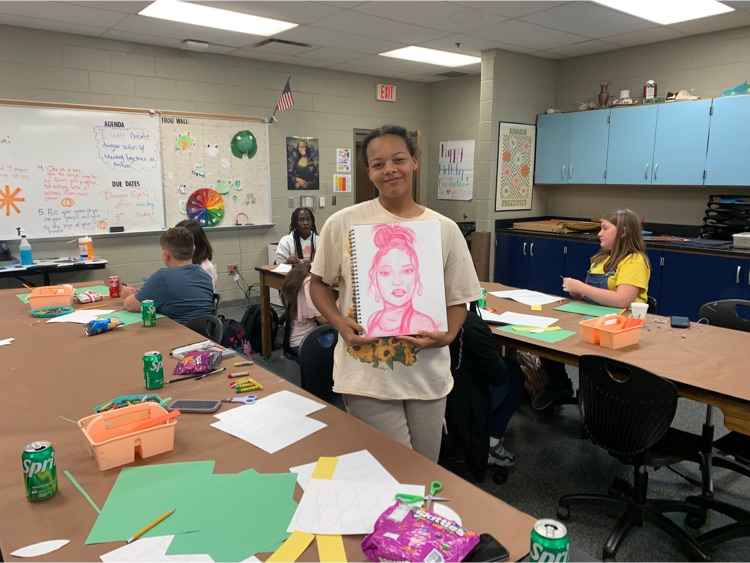 CaMSEagles's tweet photo. If you are not in Art Club, you are missing out! Shout out to Mrs. Justice and her amazing Art Club students! 🦅🦅 https://t.co/MHTmQvQnJ2