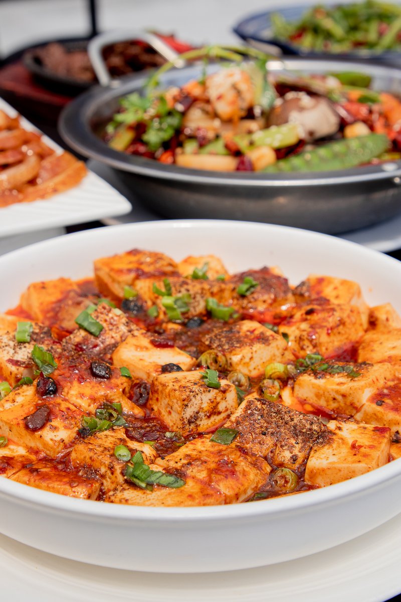 SFChiliHouse's tweet photo. ⚠️ WARNING! ⚠️ This dish is full of spice, tang, and flavor bombs. If you've had Mapo Tofu, you know what we mean. 🔥 #ChiliHouse #MapoTofu #ForkYeah
41w https://t.co/vkrzCZifOk
