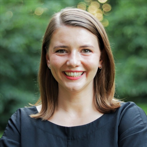 RealSciLine's tweet photo. Attending #RTDNA23 this week? SciLine will be there too! If you’d like to meet for coffee or a chat with Sara Brinda, head of our broadcast-focused Experts on Camera program, email sbrinda@aaas.org to set up a time. @RTDNA https://t.co/KVrcrmPqlC