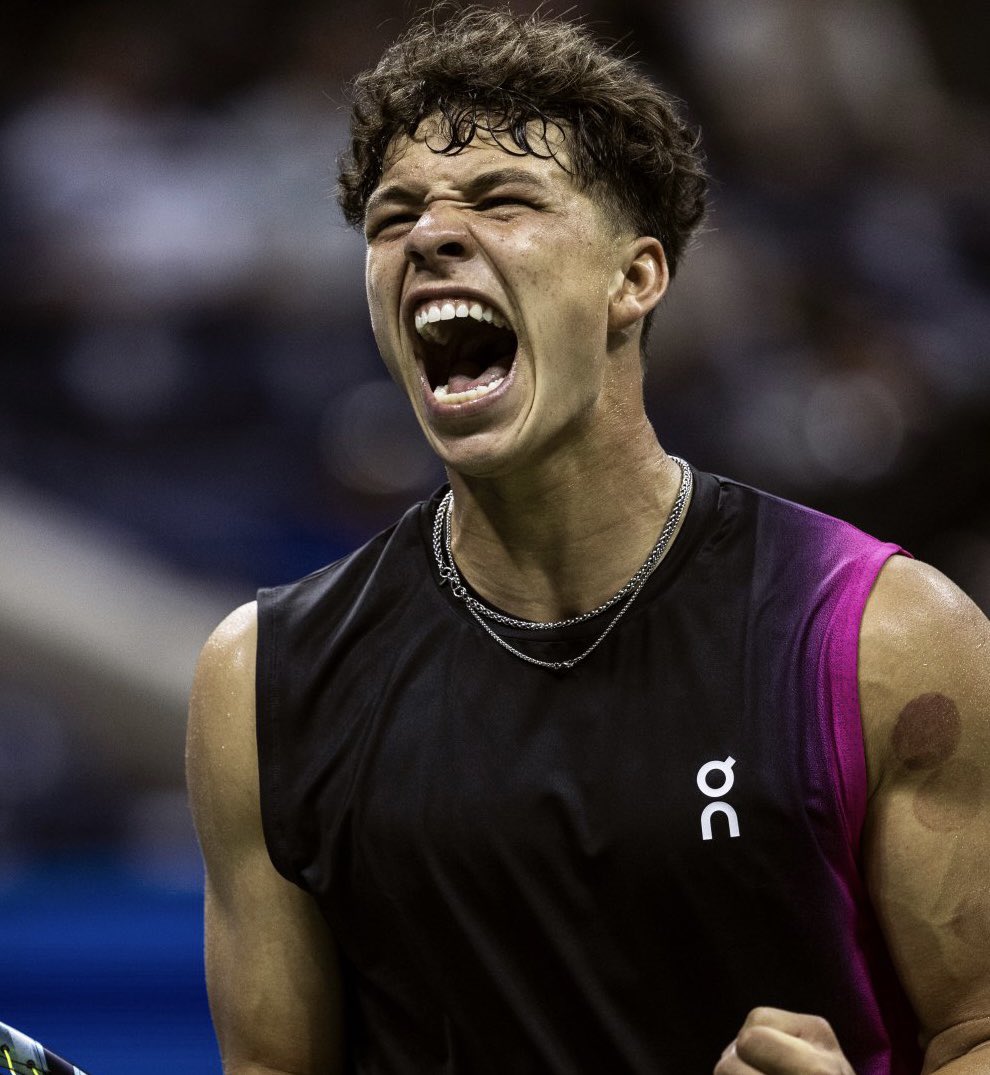 TheTennisLetter's tweet photo. Ben Shelton says tennis looks down on many things:

“Every little thing that you do, even if it’s not out of control - you don’t need to be swearing or breaking racquets - is looked down upon in tennis. If I win a big point & I’m screaming… people will say something. ‘He celebrates too hard. He is out of control. Be humble.’”

(via GQ)