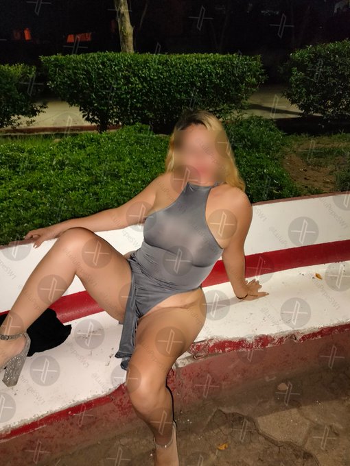 Semana de exhibit y dogging!!! Toda esta semana les traeremos una sesi&oacute;n super excitante que hicimos<a href="/tag/lunes"class="tags"><span>#lunes</span></a><a href="/tag/dildo"class="tags"><span>#dildo</span></a><a href="/tag/squirt"class="tags"><span>#squirt</span></a><a href="/tag/hotwife"class="tags"><span>#hotwife</span></a><a href="/tag/masturb%C3%A1ndose"class="tags"><span>#masturb&aacute;ndose</span></a>