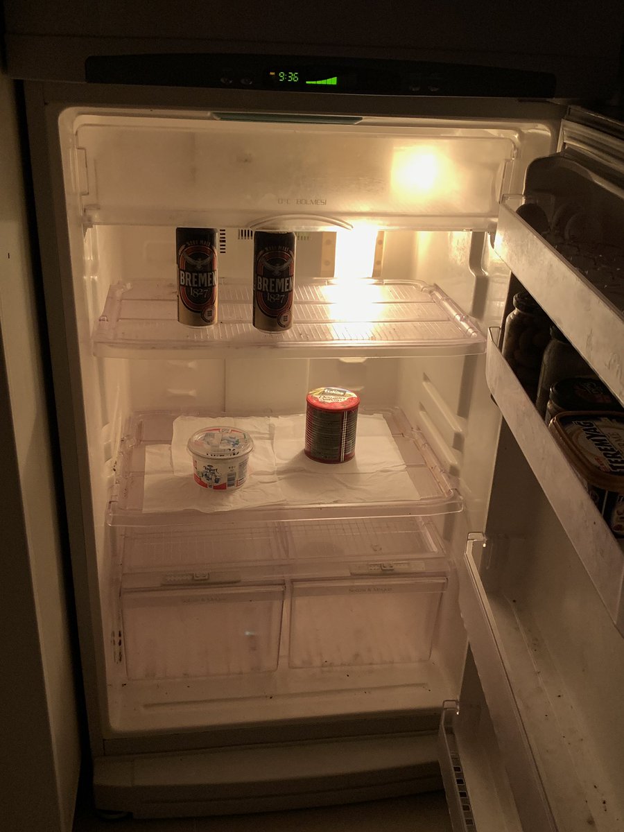 Erkek erekeğe eve çıkmayın