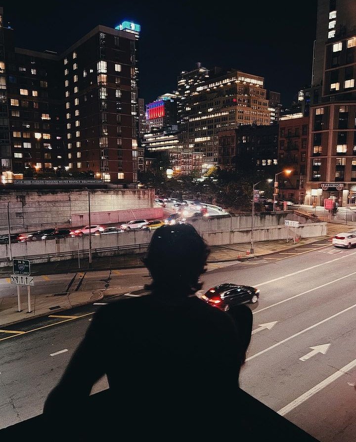 Tava andando de quebrada sendo o centro da cidade