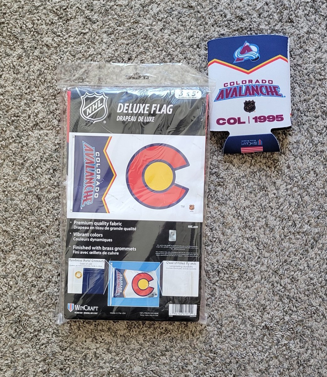 brennan_vogt's tweet image. Would you like to win this Reverse Retro set? Check out the qualifications below and give THIS post a RT!!!! Ends Tues at 530pm MT.

To qualify you must:
•Retweet THIS post
•Follow me
•Follow @ryan_sikes10 
•Follow @savvyrafkin 
•Follow @TheRinkColorado 

#Avs #GoAvsGo
