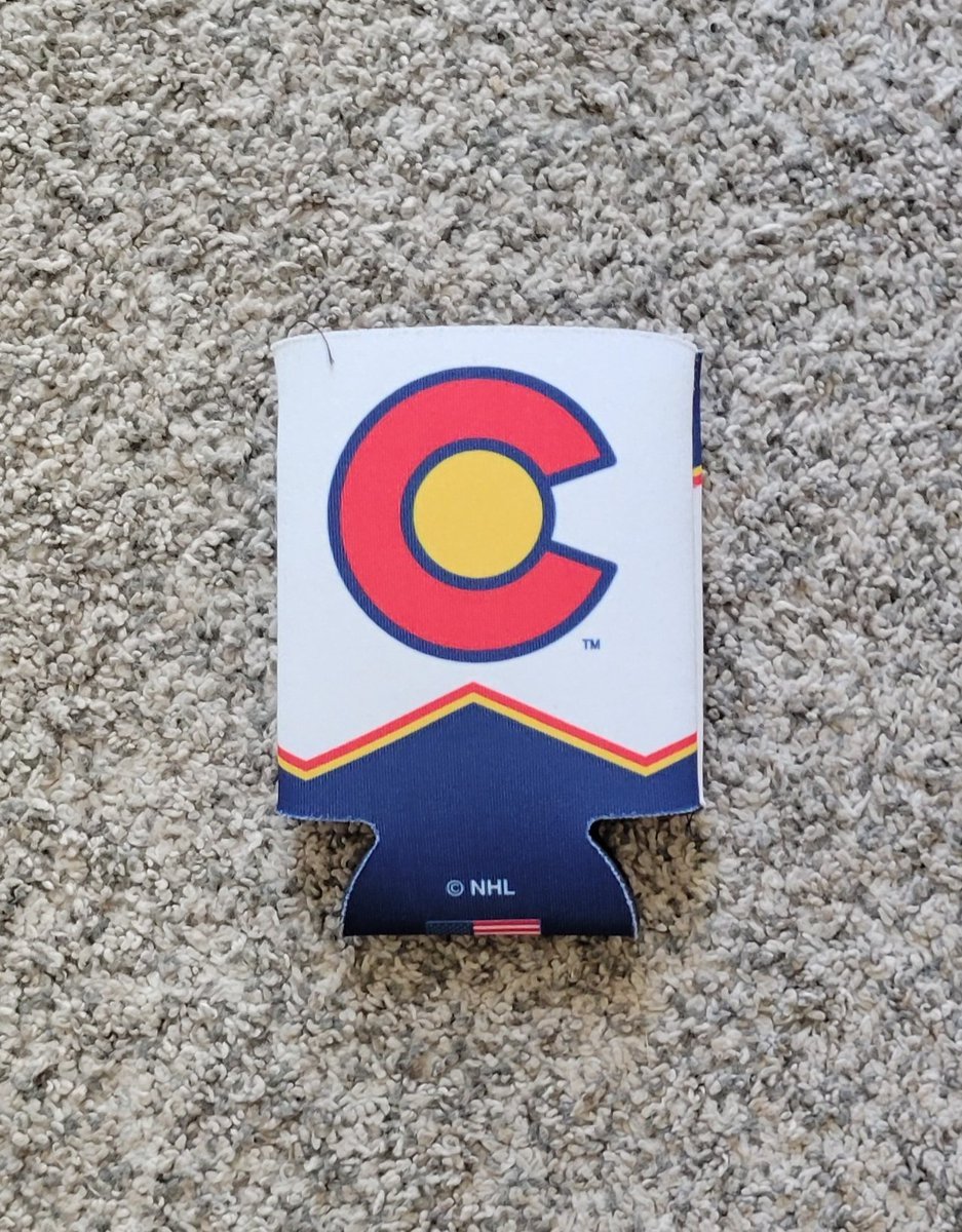 brennan_vogt's tweet image. Would you like to win this Reverse Retro set? Check out the qualifications below and give THIS post a RT!!!! Ends Tues at 530pm MT.

To qualify you must:
•Retweet THIS post
•Follow me
•Follow @ryan_sikes10 
•Follow @savvyrafkin 
•Follow @TheRinkColorado 

#Avs #GoAvsGo