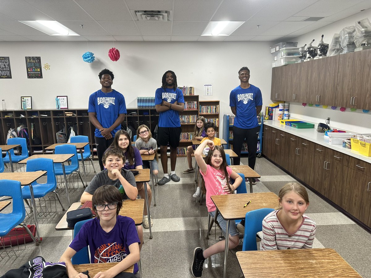 EOSC Men's Basketball tweet media