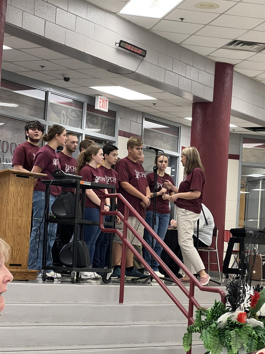 Pulaski Co HS choir ready to entertain attendees at the <a href="/ksbanews/">Kentucky School Boards Association (KSBA)</a> Middle Cumberland regional meeting.