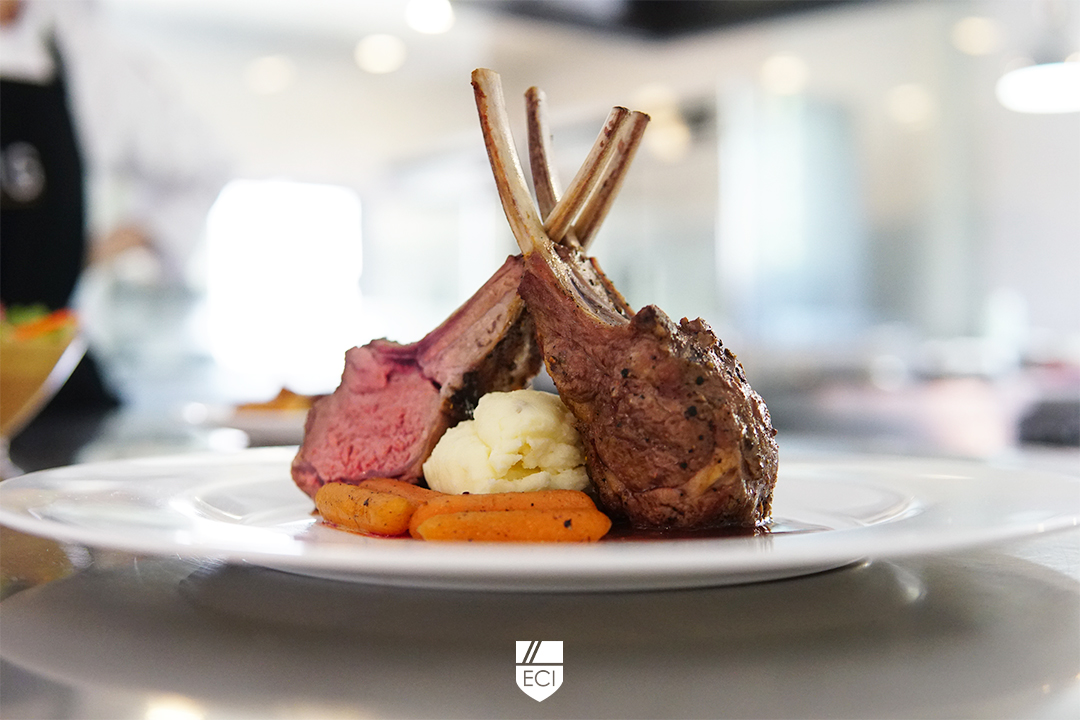 ECIGdl's tweet photo. Últimos días de inscripciones, comienza en el mundo de la gastronomía con un diplomado diseñado para principiantes de la cocina, aprende técnicas así como recetas internacionales 

Inicio de clases 21, 23 y 25 de septiembre 📅
Conoce más información
👇
https://t.co/T1DaXlmcWs https://t.co/vtVXnP7sPb