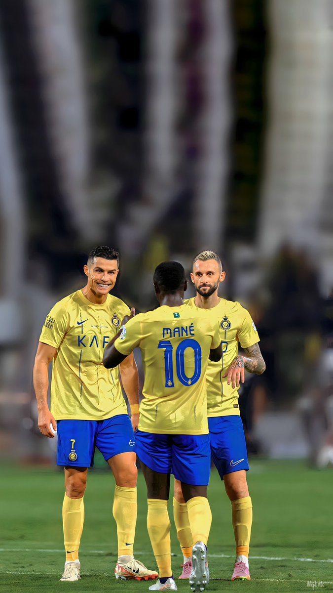 wejd_nfc's tweet photo. @Cristiano @talisca_aa @a_k_alfhedi #CR7𓃵 #MB77 #SM10 #S2 #AK17 💛💛 https://t.co/sqwBmxacBe