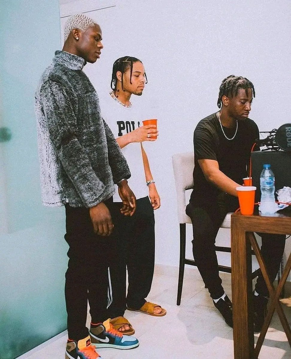 HouseOfBrains's tweet image. IT WON'T COST YOU A PENNY TO REPOST THIS!!!
MOHBAD's Album got to Number 1 in Apple Music yesterday.
His IG followers have been increasing since yesterday.
And he got the most mentions by most bloggers and music fans alike 😥
What he was working for when he was alive, is what is…